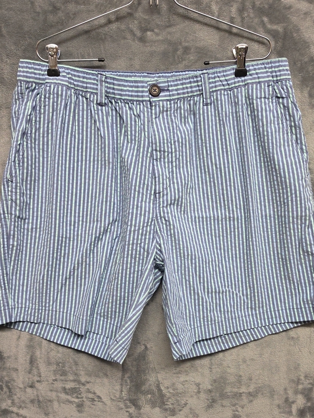 chubbies Light Blue & White Seersucker Stripe Flat Front Shorts Sz XXL